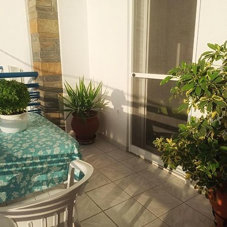 Vassilikos Apartment Flogita Bagian luar foto